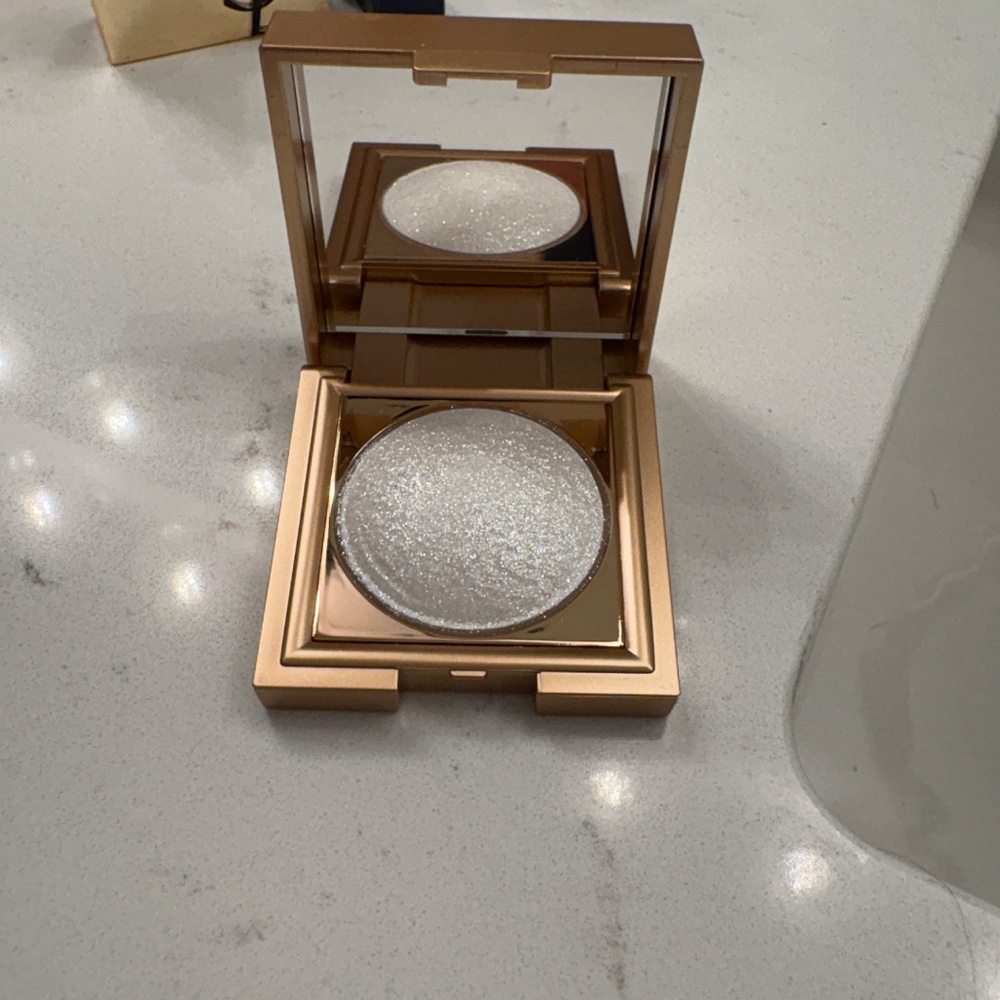NEW Stila Heaven's Dew All Over Glimmer - Silverlake 519D 0.14oz NO BOX